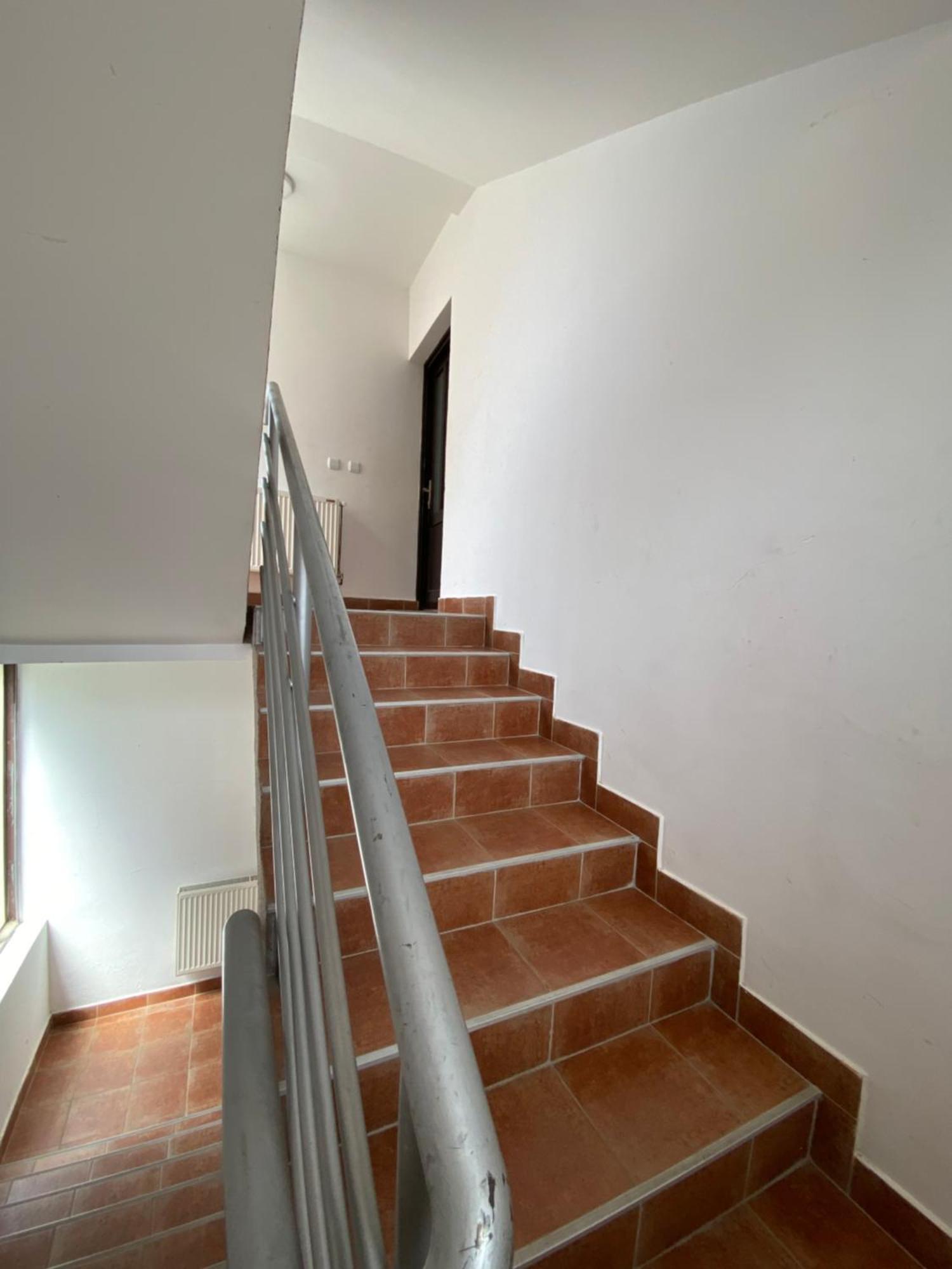 Apartmani Dora Leskovac Leskovac  Eksteriør billede